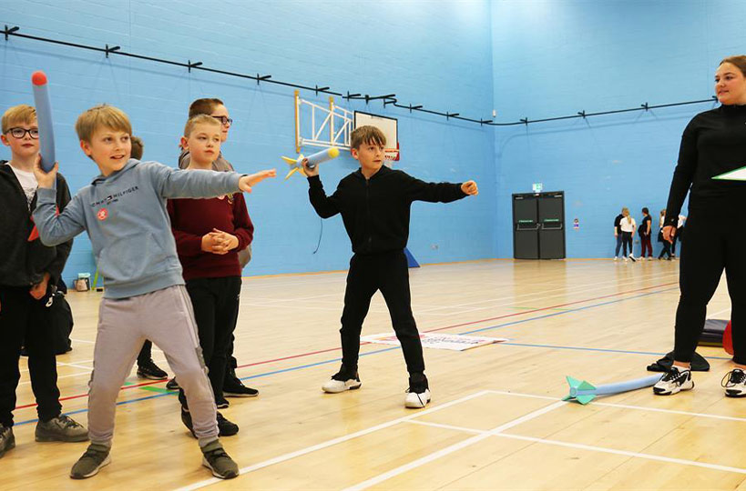 Mini ‘Commonwealth Games’ is a hit with schoolkids - Sports students at West Nottinghamshire College have given Mansfield schoolchildren an action-packed day to show off their athletic talents. 