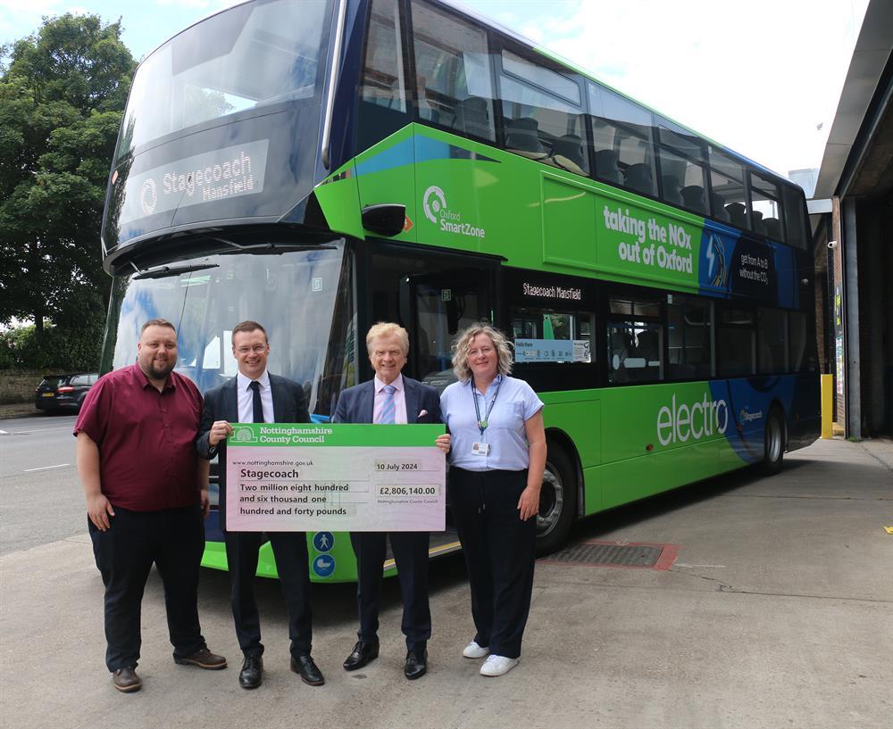 Cllr Clarke (second right) presents the cheque to Matt Cranwell (second left), joined by Ryan Jest, assistant operations manager at Stagecoach Mansfield (first left) and Billie-Jo Woodiwiss, the college’s campus services manager.